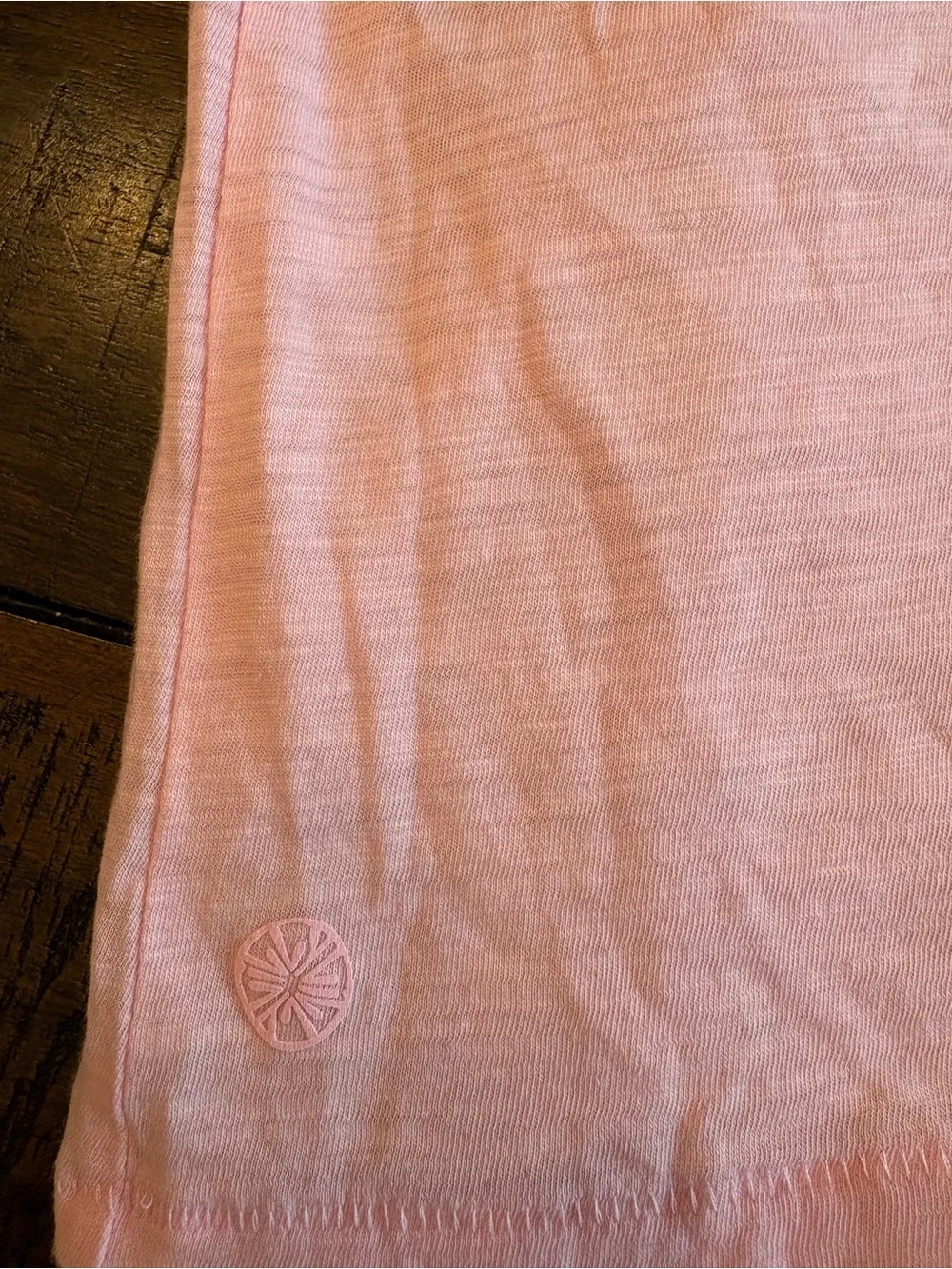 Lilly Pulitzer Shirt Womens S Pink V Neck Short Sleeve Tee Top Ladies NWOTl